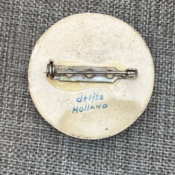 Vintage Delft Holland Brooch Set 1.5 & 1.25 In Floral Blue White Ceramic Signed - Picture 7 of 8